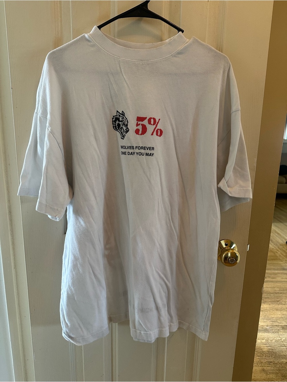 Darc Sport White Short-Sleeve Tee with Red '5%' and Black Wolf Graphic